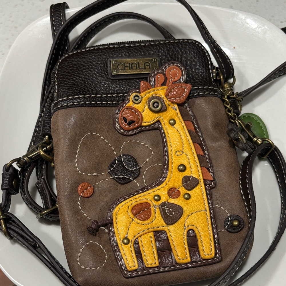 Chala Brown Leather Crossbody Clutch with Yellow Giraffe Applique